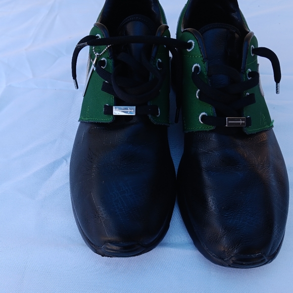 Shoes - Picture 6 of 7